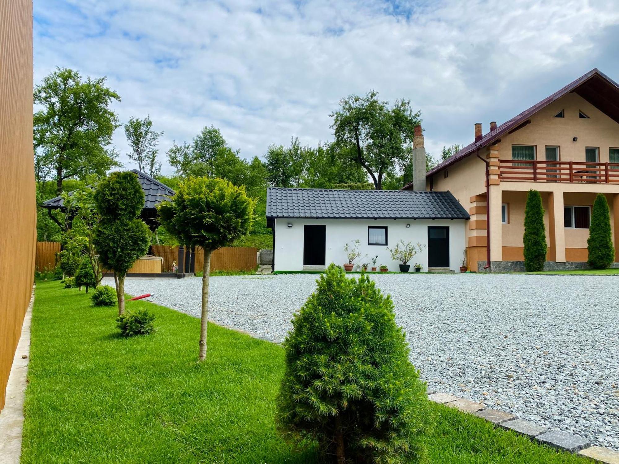 Pensiunea Suci Botiza Zewnętrze zdjęcie
