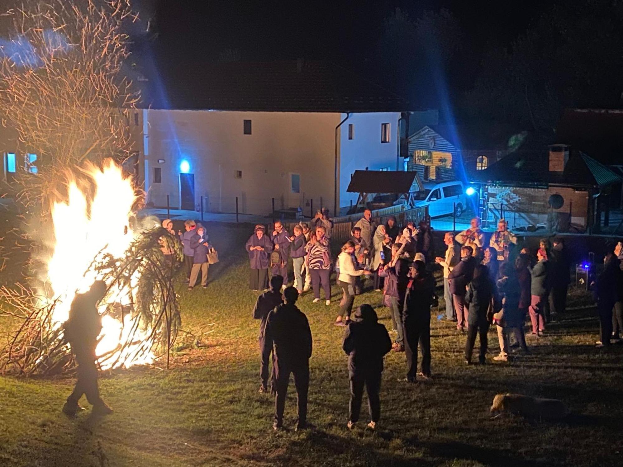 Pensiunea Suci Botiza Zewnętrze zdjęcie
